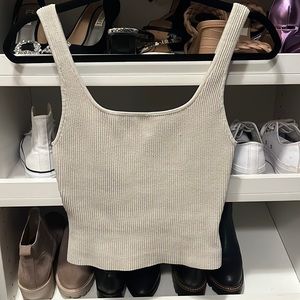 Aritzia Babaton tank